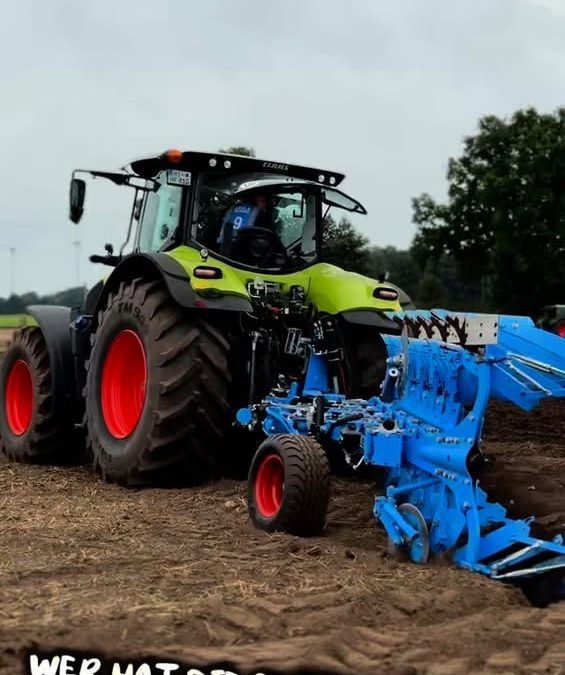 🚜💨 Gerade Furchen, rauchende Köpfe,&hellip;