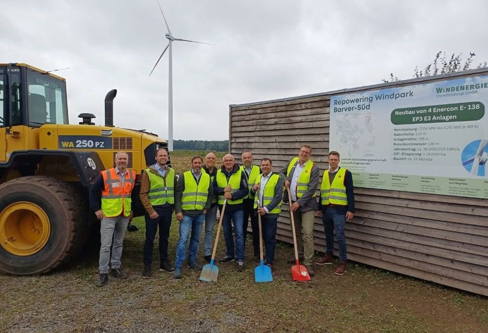 Symbolischer Spatenstich in Barver. Der&hellip;