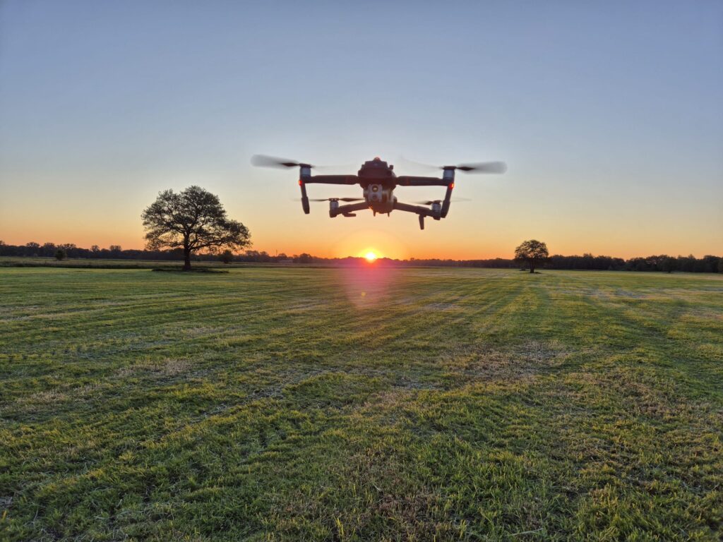 <a href="https://landvolk.net/lpdartikel/eine-drohne-allein-rettet-noch-kein-kitz/" target="_blank">Eine Drohne allein rettet noch kein Kitz</a>