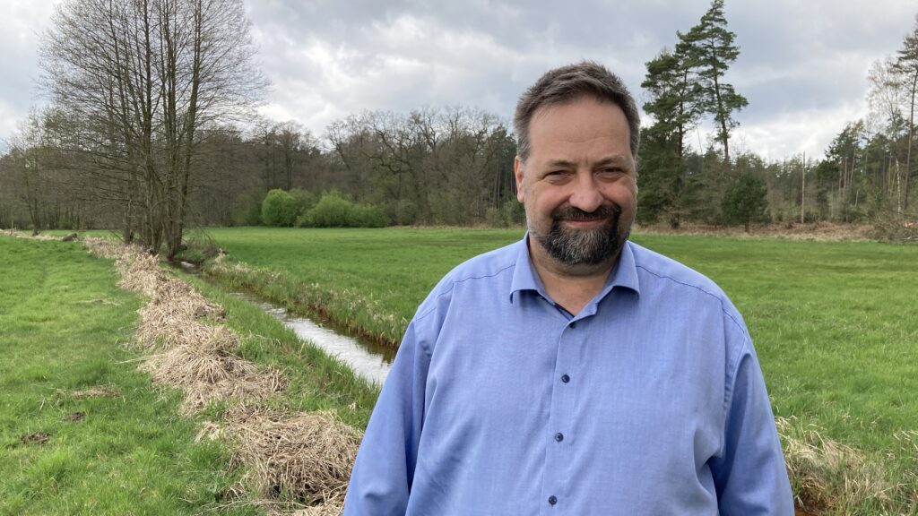 <a href="https://landvolk.net/lpdartikel/rote-gebiete-juristischer-aktionismus-einer-splittergruppe/" target="_blank">Rote Gebiete: Juristischer Aktionismus einer Splittergruppe</a>