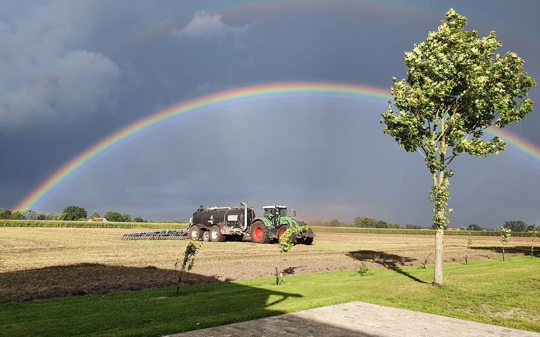 Das nächste Bild zum Wochenende des Fotowettbewerbs "Land(wirtschaft) im Frühling" 💐🚜. Fotograf Timo ist ein echter Sc…