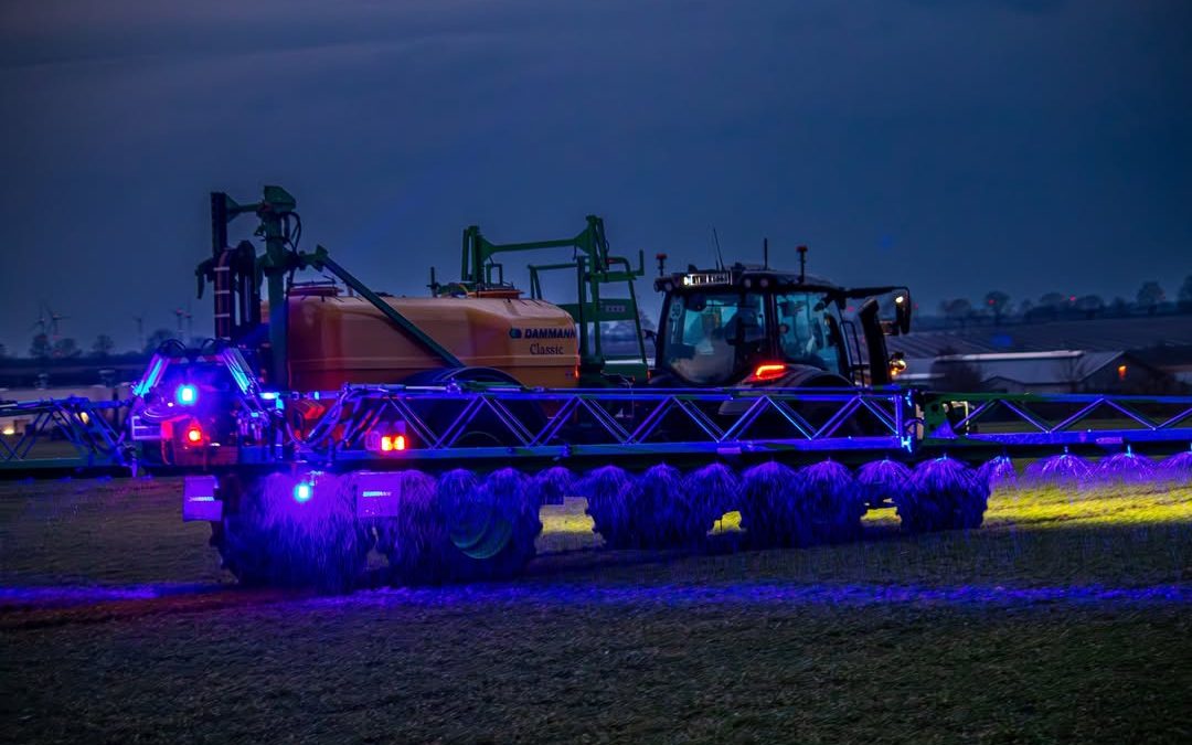 Hier kommt das letzte Bild der Finalunde unseres Fotowettbewerbs "Land(wirtschaft) im Frühling" 💐🚜. Fotograf Christoph…