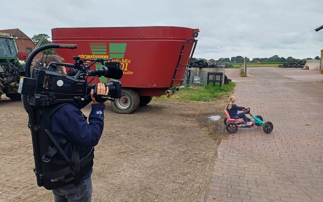 Wichtiges Thema: Sicherheit von Kindern auf dem landwirtschaftlichen Betrieb! 🚜⚠️👧 Der NDR berichtet dazu über ein For…