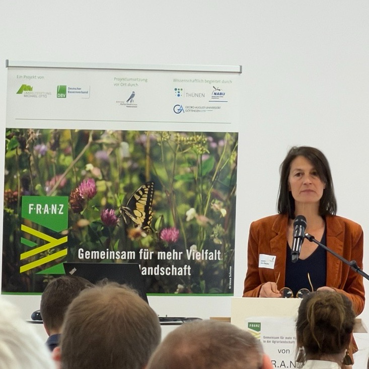 <a href="https://www.instagram.com/p/DdoO-N6lD0U" target="_blank">Kennt ihr Franz und Fabian? 🤔❔ Das F.R.A.N.Z.-Projekt („Für Ressourcen, Agrarwirtschaft und Naturschutz mit Zukunft“) g…</a>